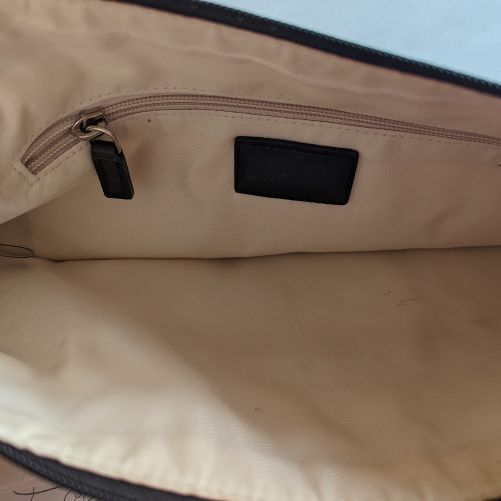 Purse - Picture 2 of 2